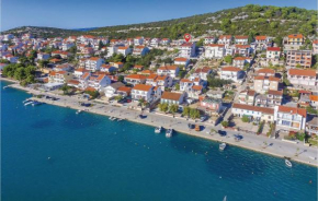 Two-Bedroom Apartment in Tisno